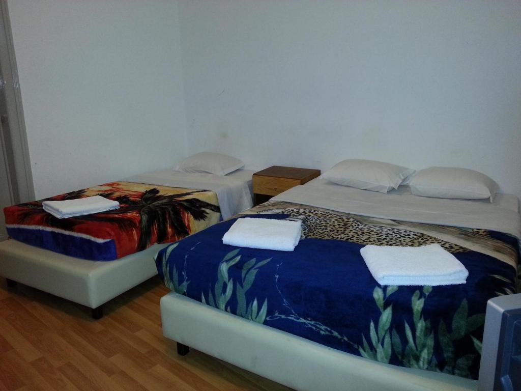 City Centre Anjos Guesthouse Lissabon Kamer foto